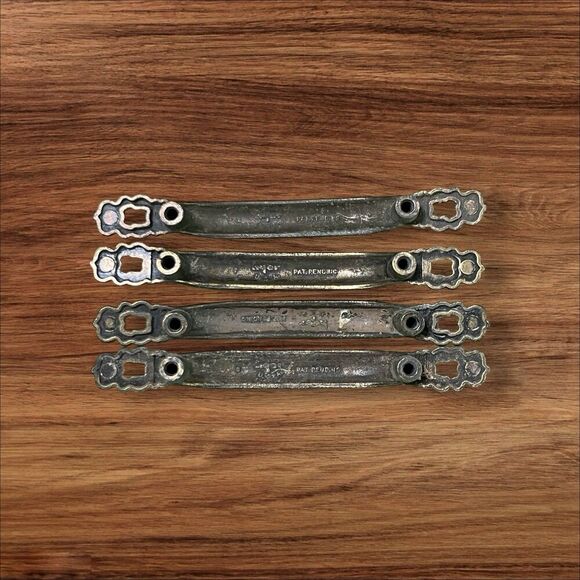 4 Vintage Hyer Ornate Brass Cabinet Door Drawer Handle Pull Hollywood Regency - Picture 3 of 5